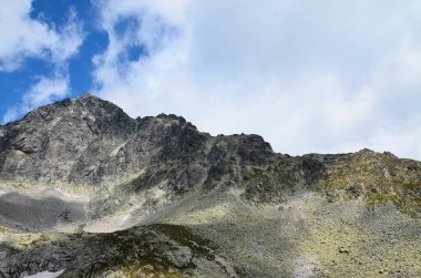 Dağların güzel manzarası