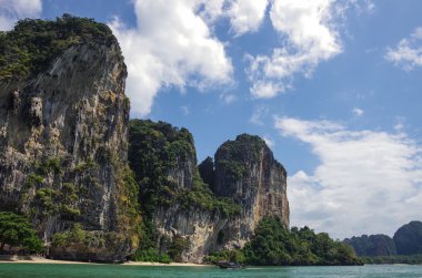 Güzel kireçtaşı rock Railay Beach, Krabi il, Thaila