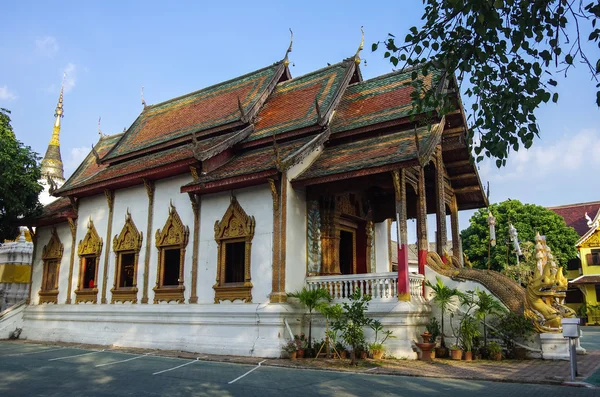 Wat Tung Yu is a small Buddhist monastery near Wat Phra Singh, i — Stock Photo, Image