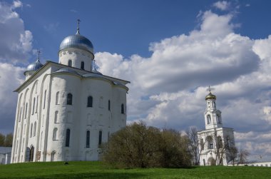 Saint George's Katedrali, Rus Ortodoks Yuriev Manastırı'G