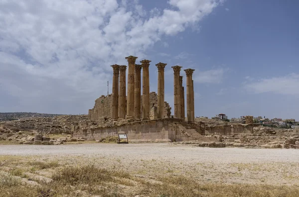 Templo de Artemisa en la antigua ciudad romana de Gerasa, preset-da — Foto de Stock