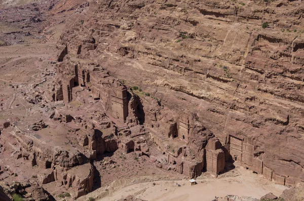 Vista panorâmica do Túmulo Real do Alto Lugar do Sacrifício (Al-Madbah), Petra, Jordânia . — Fotografia de Stock
