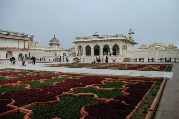 Anguri bagh and Khas Mahal in Red Agra Fort. Agra, Uttar Pradesh, India — Stock Photo, Image