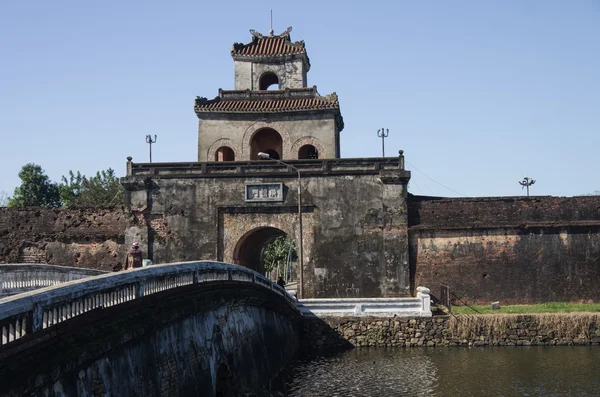 越南顺化，城堡的大门 — 图库照片