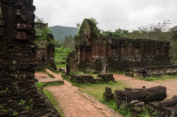 Benim oğlum tapınak kalıntıları, vietnam — Stok fotoğraf