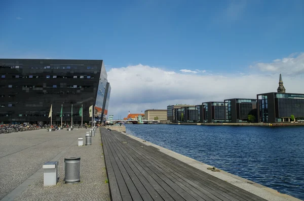 코펜하겐 도시 운하, 교량과 제방에 — 스톡 사진