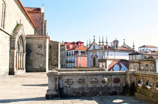 Şehir Manzaralı Porto Saint Francis Kilisesi üzerinde. Portekiz