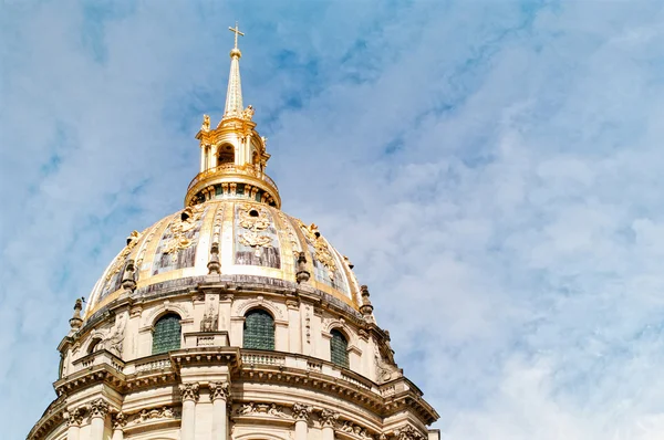 Primer plano de la azotea de la Residencia Nacional de Inválidos en París — Foto de Stock