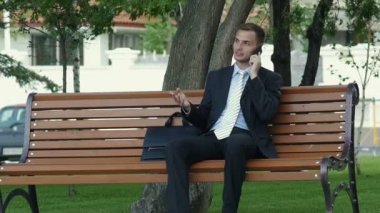 Evet genç başarılı iş adamı