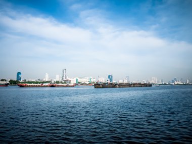 Köy gemisi ve kargo gemisi