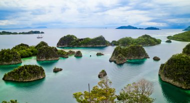 Raja Ampat Adaları 'nın güzel manzarası, Batı Papua, Endonezya