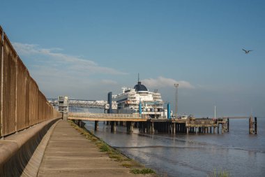 Kingston on Hull, Yorkshire, Birleşik Krallık - 3 Temmuz 2021: Feribot, Hull feribot terminalinde yolculuk için bekliyor. 