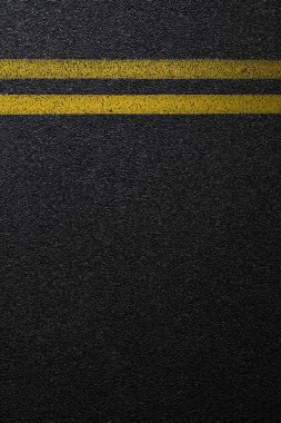 Düzey Asfaltlı yol bölen bir sarı çizgili. Asfalt, en iyi görünüm doku.
