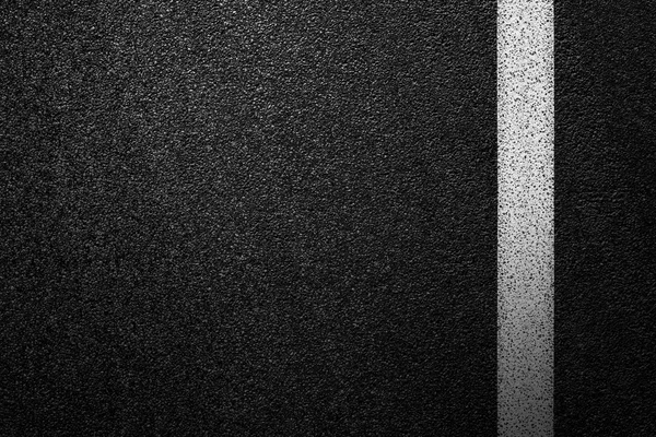 Düzey Asfaltlı yol bölen bir beyaz çizgili. Asfalt, en iyi görünüm doku.