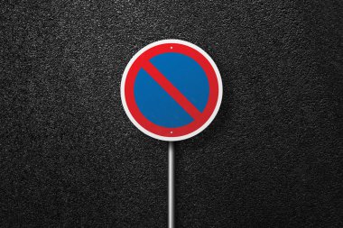 Arka plan asfalt üzerinde yol işareti dairesel şekil. Asfalt, en iyi görünüm doku.