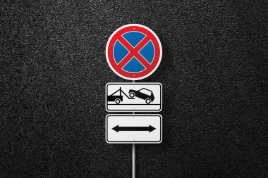 İşaretçi bir arka plan asfalt yol işaretiyle. Park yeri yoktur. Arabayı tahliye. Asfalt, en iyi görünüm doku.