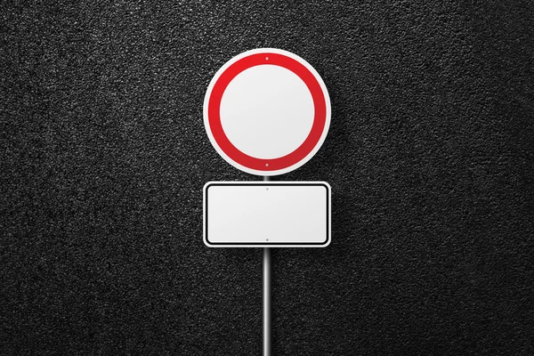 Asfalt arka planda boş yol işaretleri. Asfalt dokusu, üst görünüm.