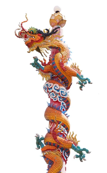 Китайский стиль статуя дракона на белом фоне — стоковое фото