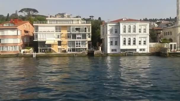 博斯普鲁斯海峡，美丽的房子 — 图库视频影像