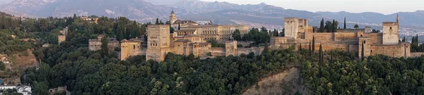 Alhambra, Granada, Andalusia güzel Mağribi Kalesi