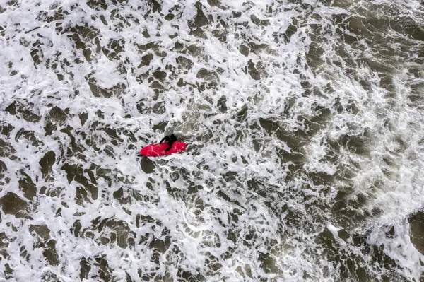 Surfer Board Rough Seas — Stock Photo, Image