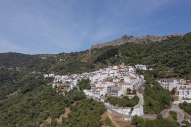 Endülüs 'ün Genal Vadisi' ndeki Algatocin Belediyesi