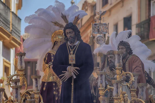 Karwoche in Sevilla Jesus gefangen und gerettet — Stockfoto