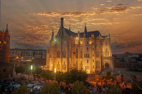 İspanya, Astorga Piskoposluk Sarayı