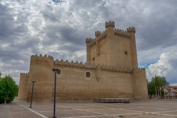 Замок Фуенсальдаа Провінції Вальядолід Іспанія — стокове фото