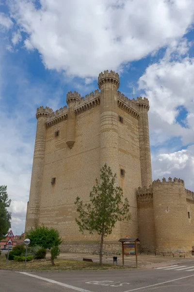 Замок Фуенсальдаа Провінції Вальядолід Іспанія — стокове фото