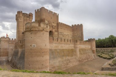 La Mota Şatosu, İspanya 'nın Medina del Campo belediyesine bağlı.