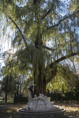 anıt şair Gustavo Adolfo Bcquer Seville adanmış