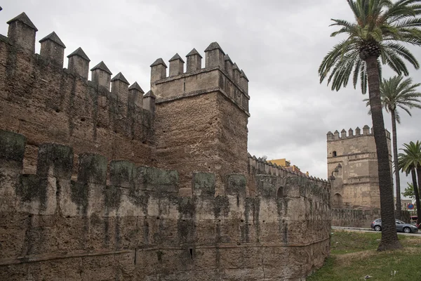 Antiga muralha da cidade Almohad Sevilha, Andaluzia — Fotografia de Stock