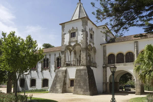 Caminando por las calles de la histórica ciudad de Evora en Portugal —  Fotos de Stock