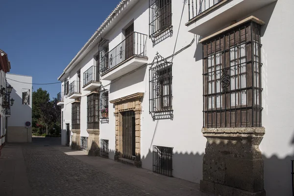 Strosa genom städerna i Andalusien, Ronda i provinsen Mlaga — Stockfoto