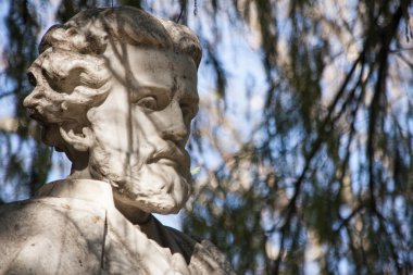 anıt şair Gustavo Adolfo Bcquer Seville adanmış