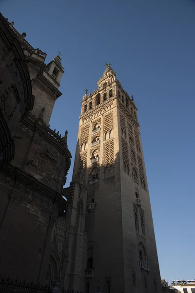Sehenswürdigkeiten von Sevilla, la giralda — Stockfoto