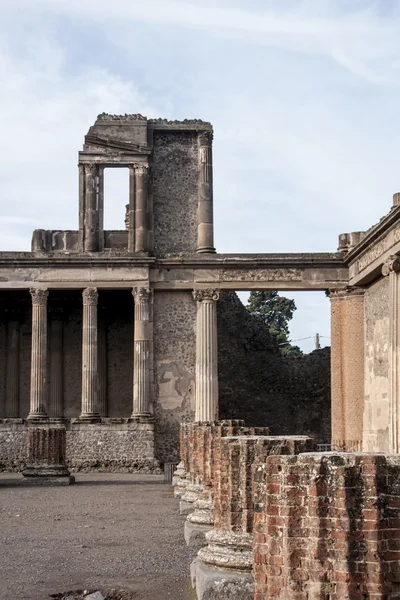 Restes archéologiques de l'ancienne ville romaine de Pompéi, Italie — Photo