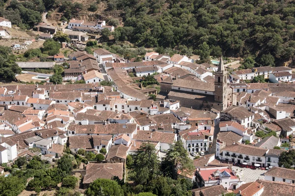 Міст Андалусії, Alajar в місті Aracena гірський хребет — стокове фото