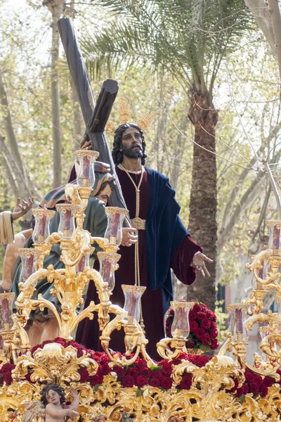 Semana Santa em Sevilha, fraternidade de paz — Fotografia de Stock