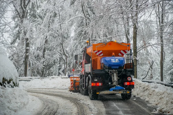 Розчищення Снігу Гірській Дорозі — стокове фото