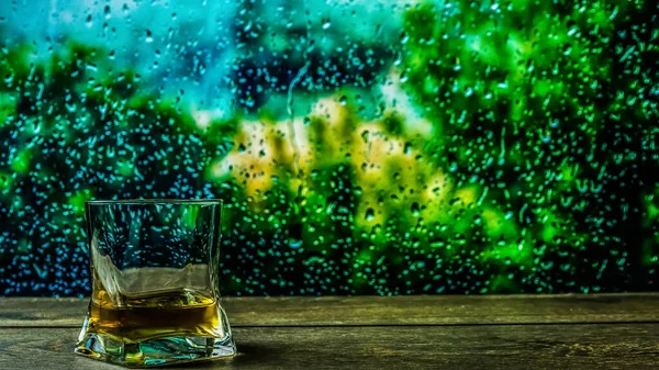 Glass Whiskey Cognac Background Rainy Window Glass Whiskey Bar Counter — Stock Photo, Image