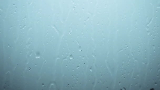 Fondo Lluvia Gotas Lluvia Que Fluyen Por Vidrio Hermosas Gotas — Vídeos de Stock