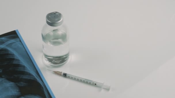 Medicina Gripe Uma Seringa Frasco Médico Vidro Uma Vacina Frasco — Vídeo de Stock