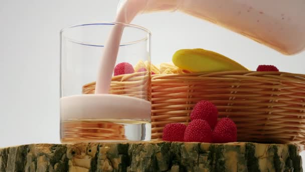 Pour Yogurt Glass Still Life Dairy Fruit Yogurt Fruits Wooden — 图库视频影像