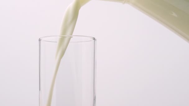 Pour Fresh Milk Glass White Background Close Milk Product — ストック動画