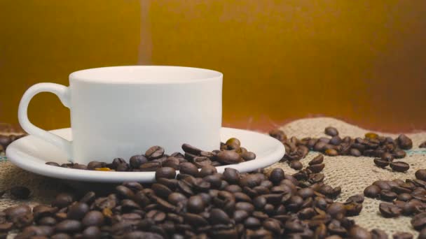 Aromatische Koffie Een Kopje Hete Koffie Met Stoom Uit Een — Stockvideo