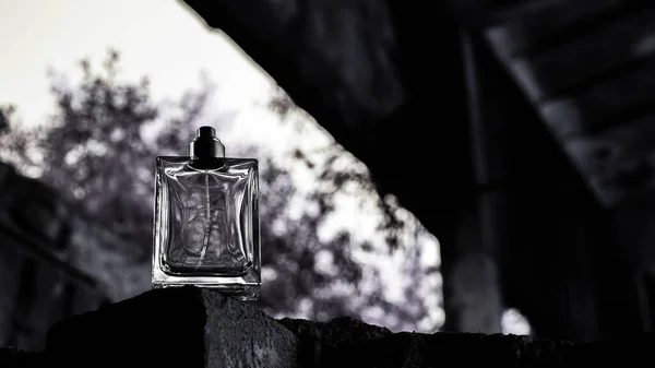 Silhouette Can Perfume Black Background Perfume Men Copy Space — Stock Photo, Image