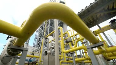 Sarı boru gaz tesisi. Slider ile vurdu