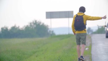 Otostopçu kırsalında tespit sürücü